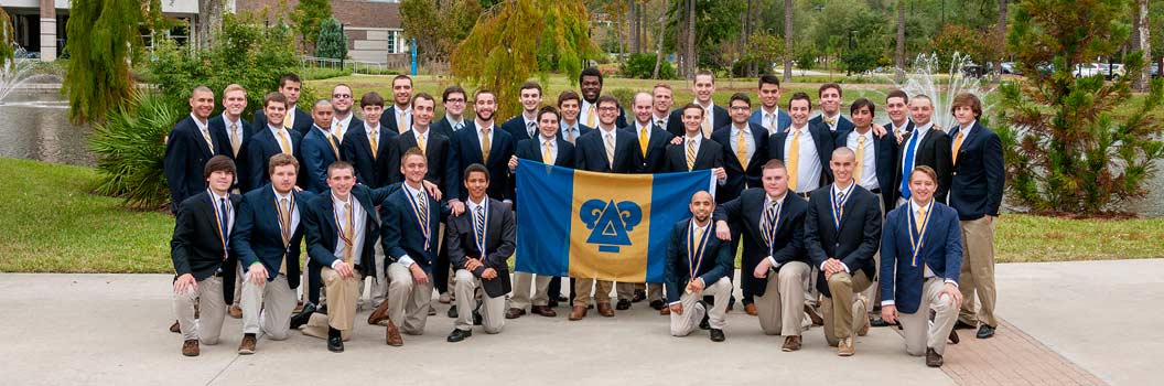 initiation photography example - fraternity men posing